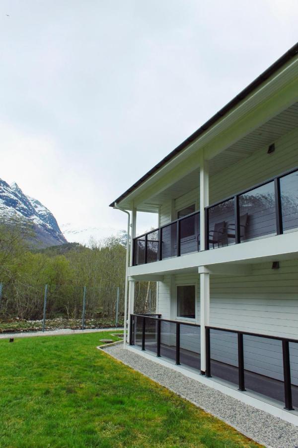 Loen Apartments Екстер'єр фото
